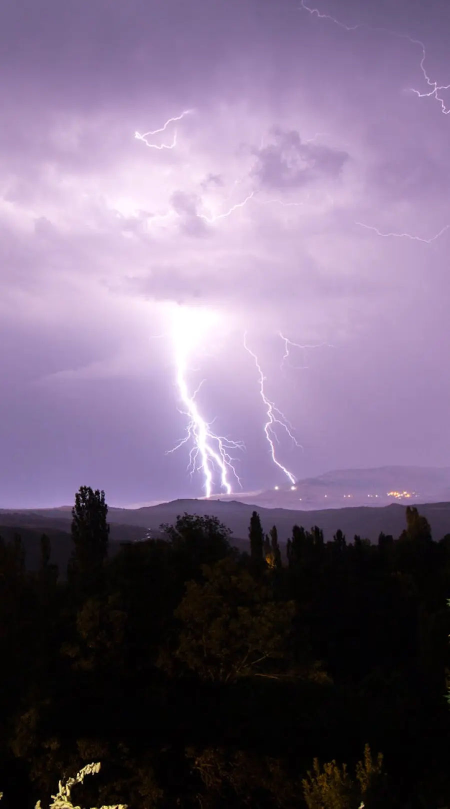 Maltempo in Umbria, allerta gialla per temporali anche a Perugia